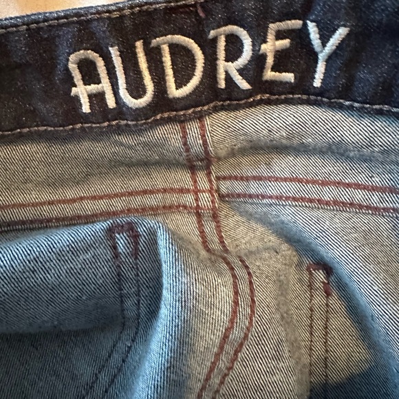 Kimes Ranch Audrey Rodeo Jeans - Picture 5 of 5